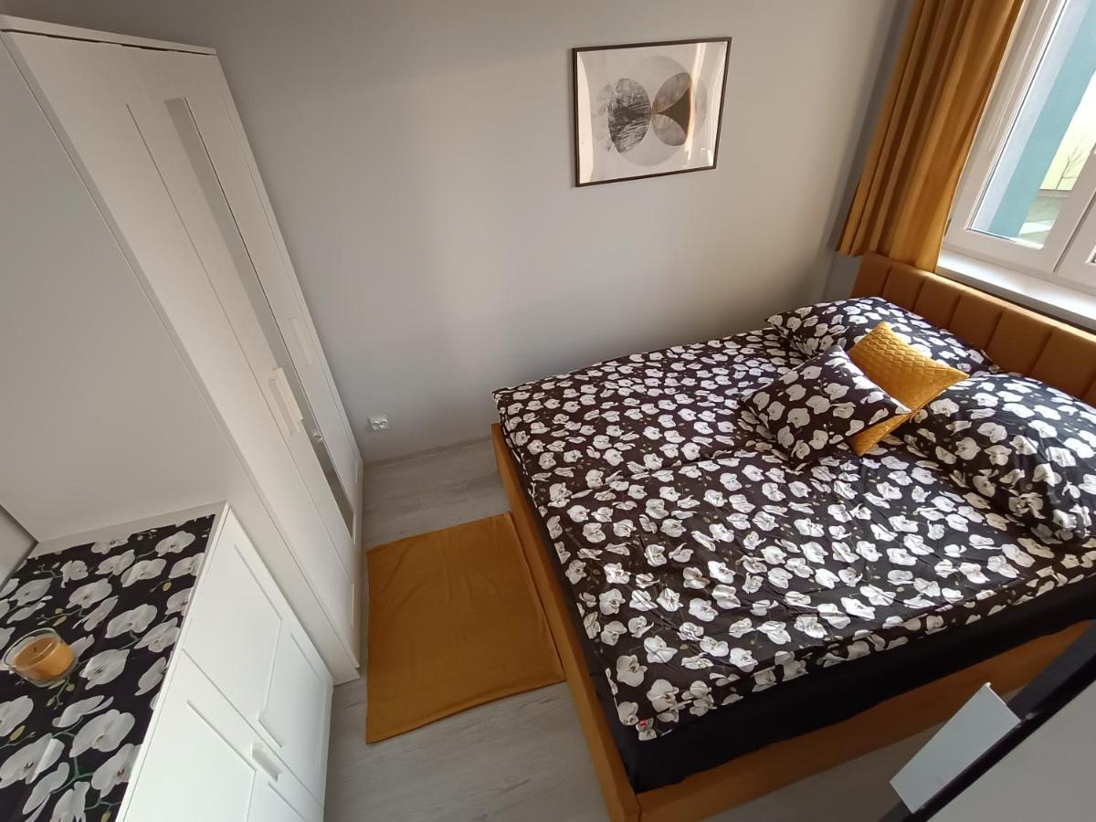 Bursztynowy Apartament Tarnowskie Gory Luaran gambar